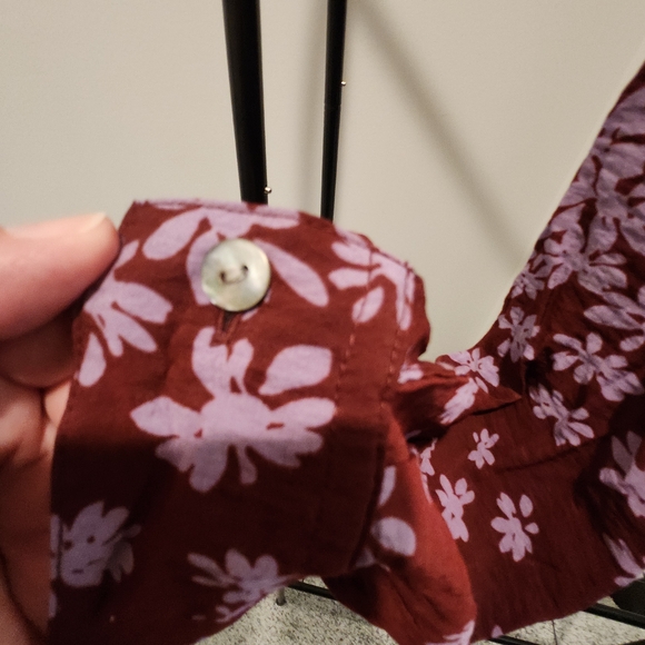 Madewell Burgundy Top with Lavender Floral Design XXL - Picture 4 of 6